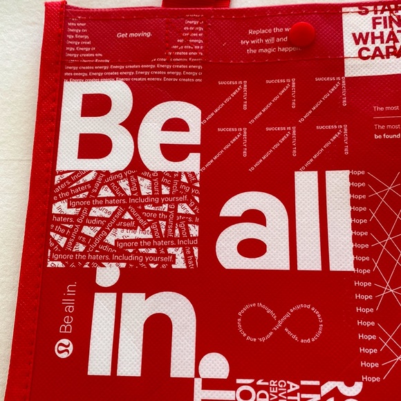 Set of two lululemon small shopping bags - Picture 5 of 6
